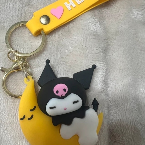Cute Yellow Keychain with Character Charm - Picture 2 of 2
